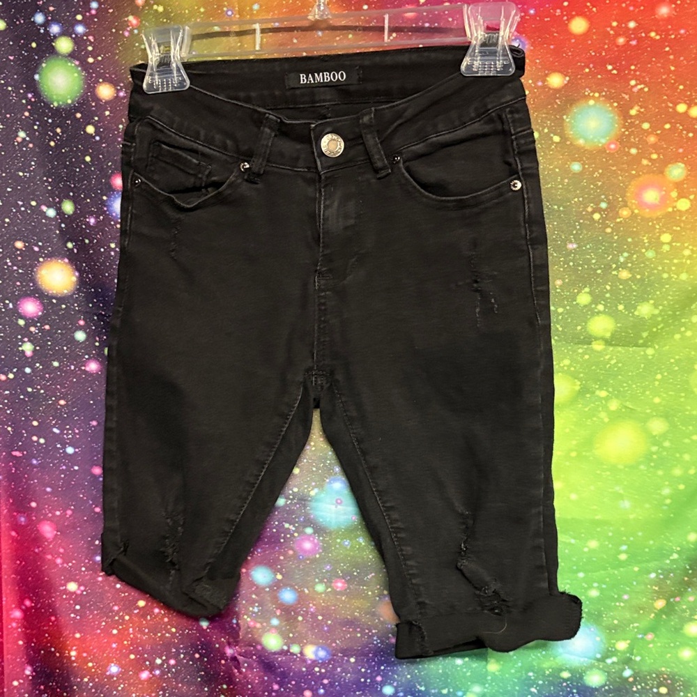 BAMBOO Black Distressed Cropped Jeans